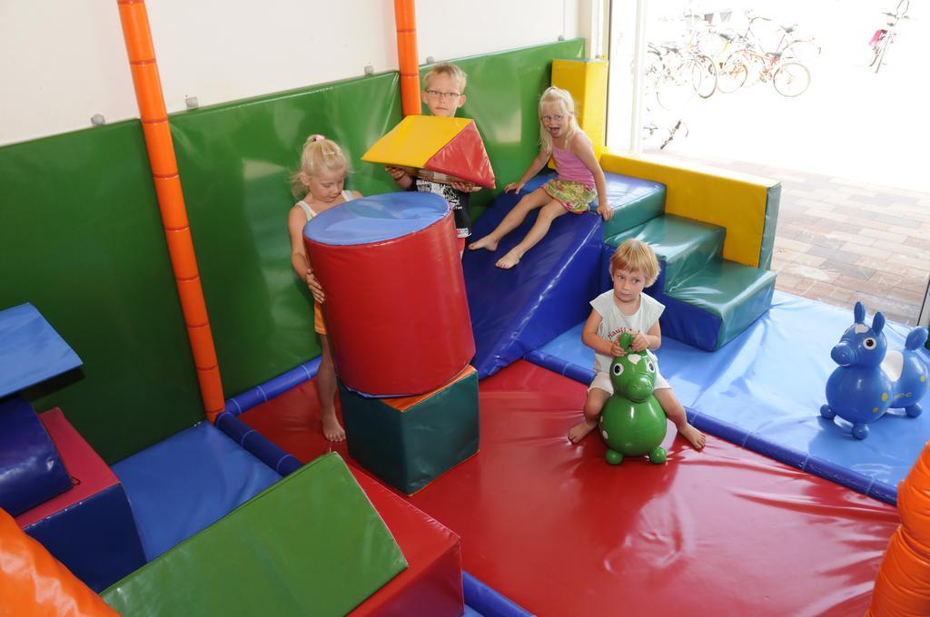Camping Het Wieskamp Henxel المظهر الخارجي الصورة